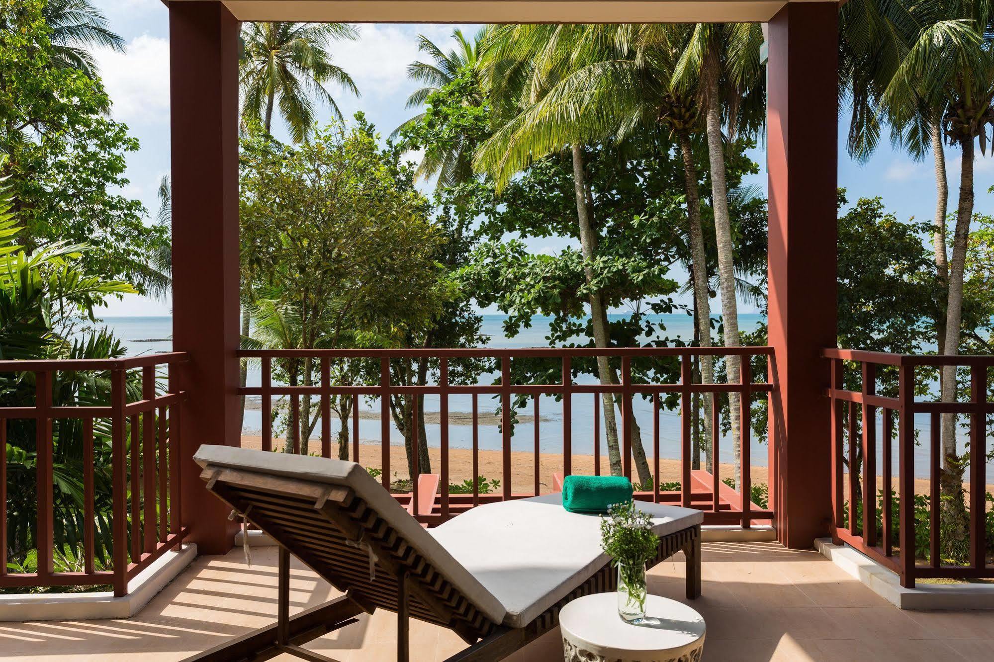 Amatapura Beachfront Villa 15, Sha Certified Ao Nam Mao エクステリア 写真